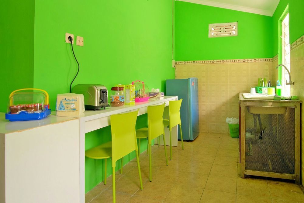 Hoz Bed & Breakfast Γιογκιακάρτα Εξωτερικό φωτογραφία