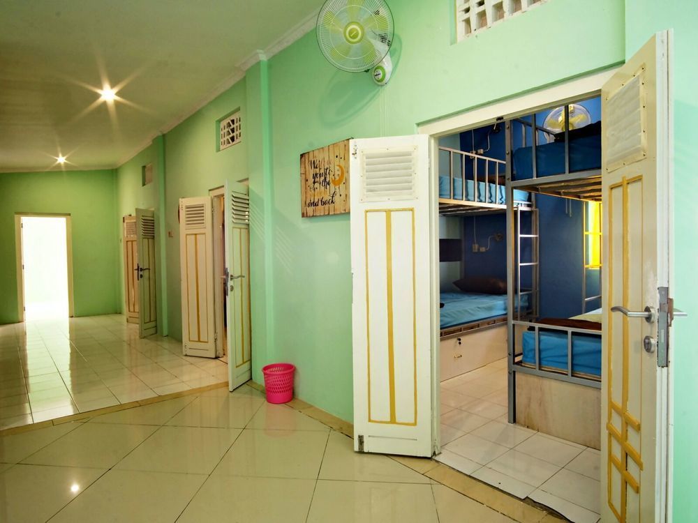 Hoz Bed & Breakfast Γιογκιακάρτα Εξωτερικό φωτογραφία